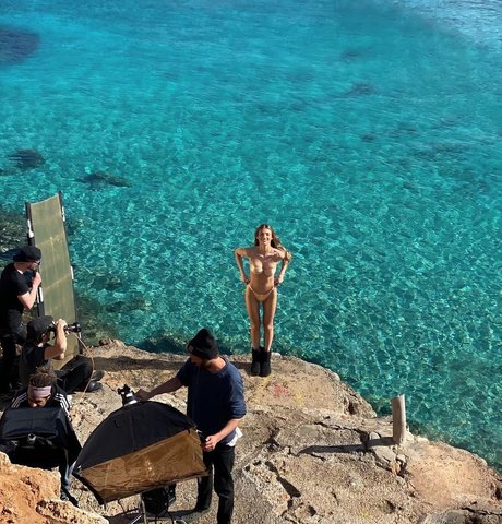 Lorena Rae hot actress img