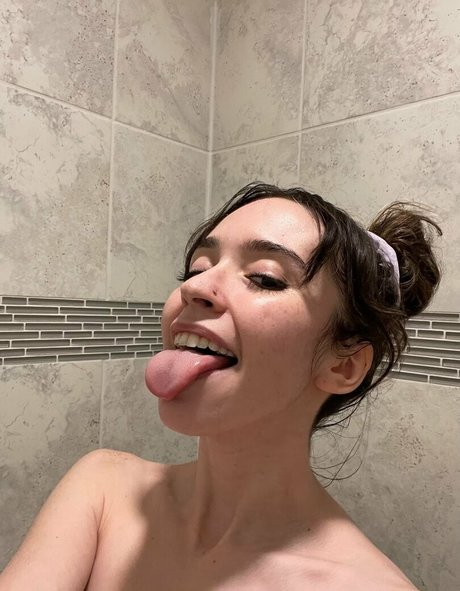 Catlyn Crespo star exclusive img