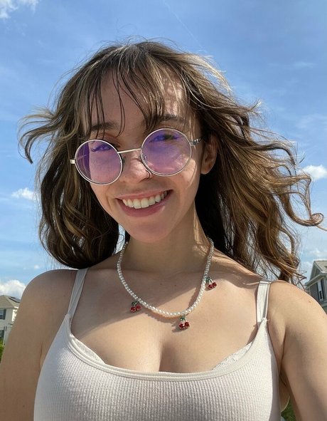 beautiful onlyfans pornographic img