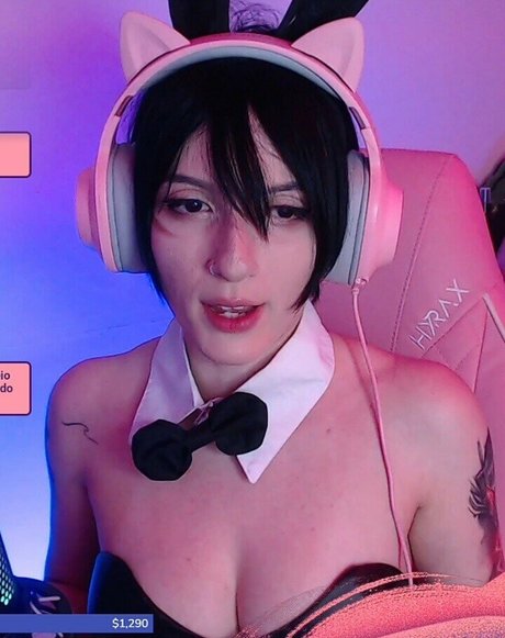 Akemy Sama model hd gallery