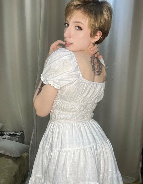 Akemy Sama model sex gallery