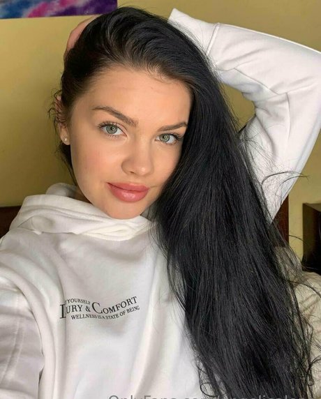 angelicalena best star photo