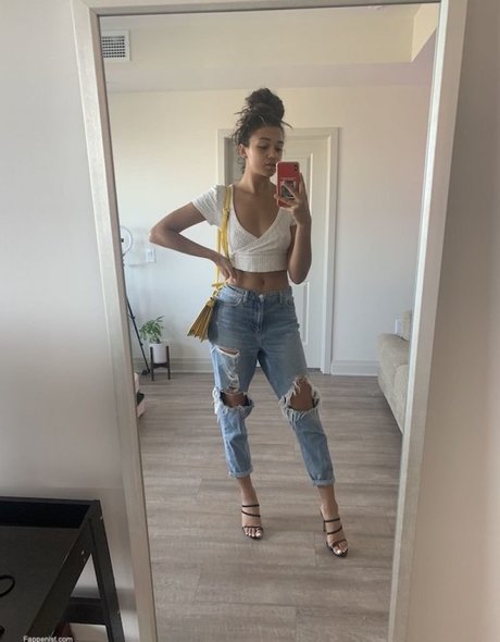 Madison Bailey sex actress picture