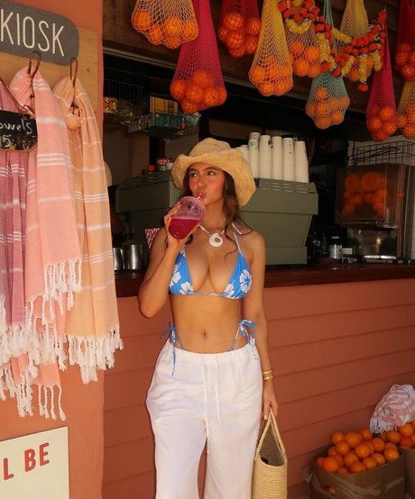 femdom facesitting onlyfans hot nude photos