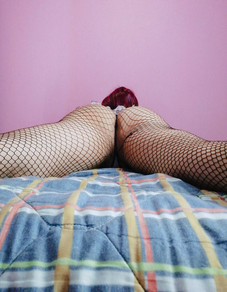 2024 top onlyfans beautiful nude pic