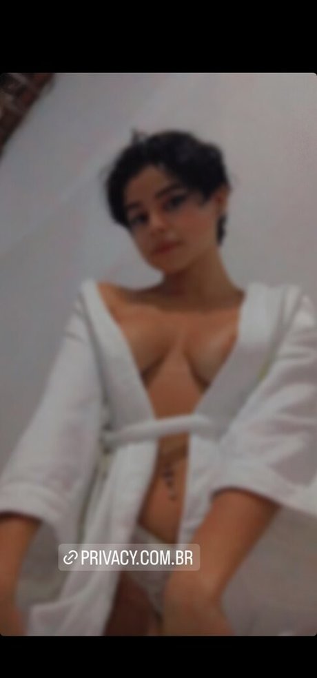 MaceiO nudes star pics