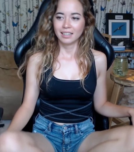 maya higa star art pictures