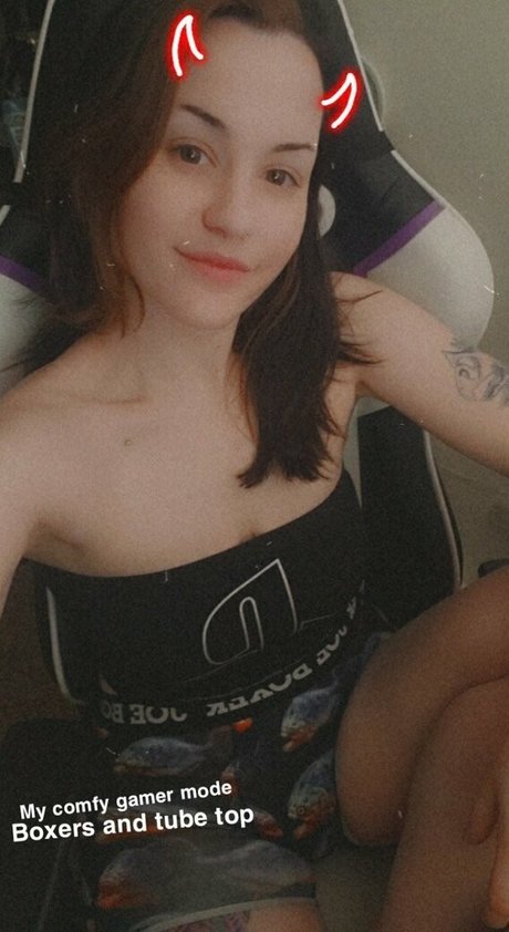 naughty onlyfans free photo