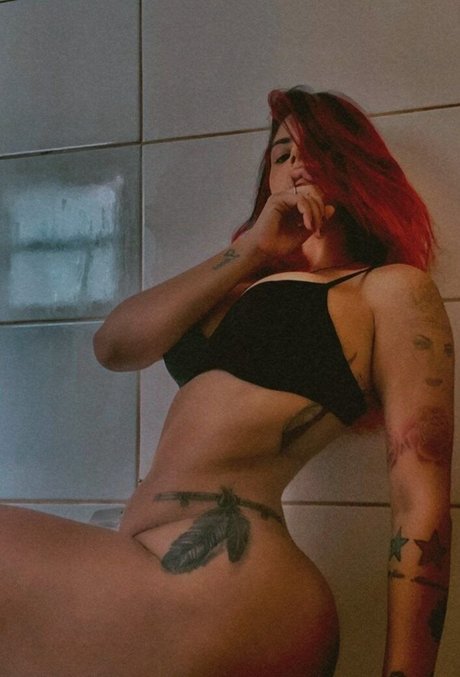 Amanda Miury star nude img