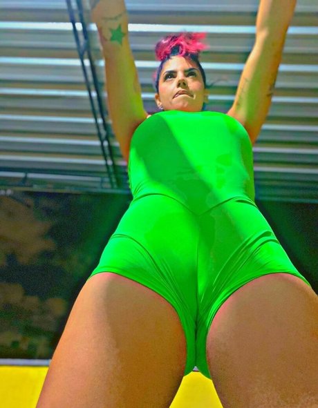 Amanda Miury naked pornstar photo