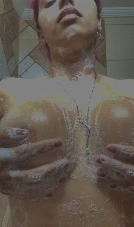 Amanda Miury pornstar nude galleries