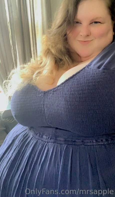 mrsapple hd pornstar pic