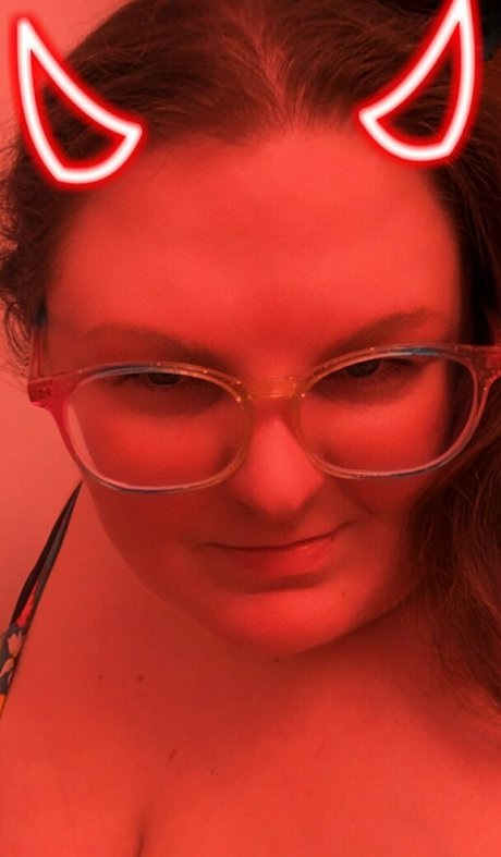 mrsapple model nude gallery