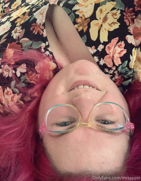 mrsapple pornstar exclusive images