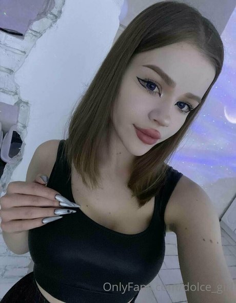 skinny milf onlyfans free images