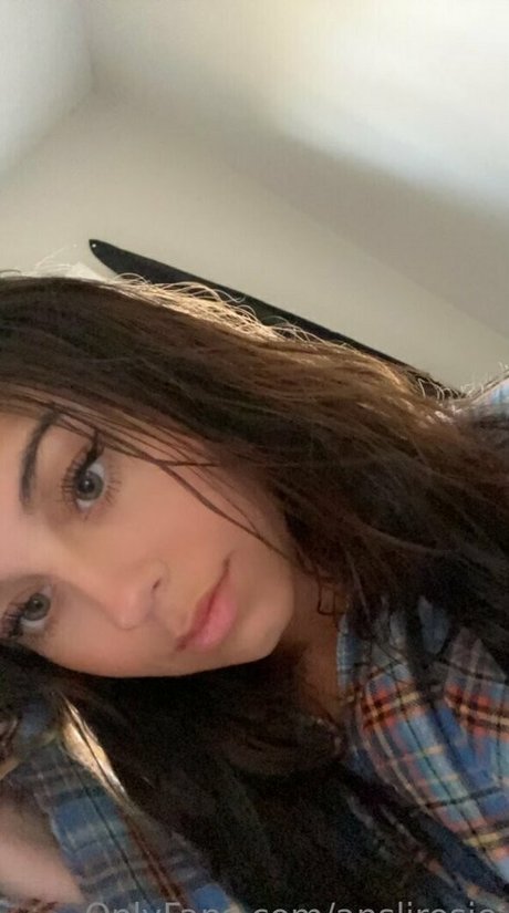 Anslirosie hot model gallery