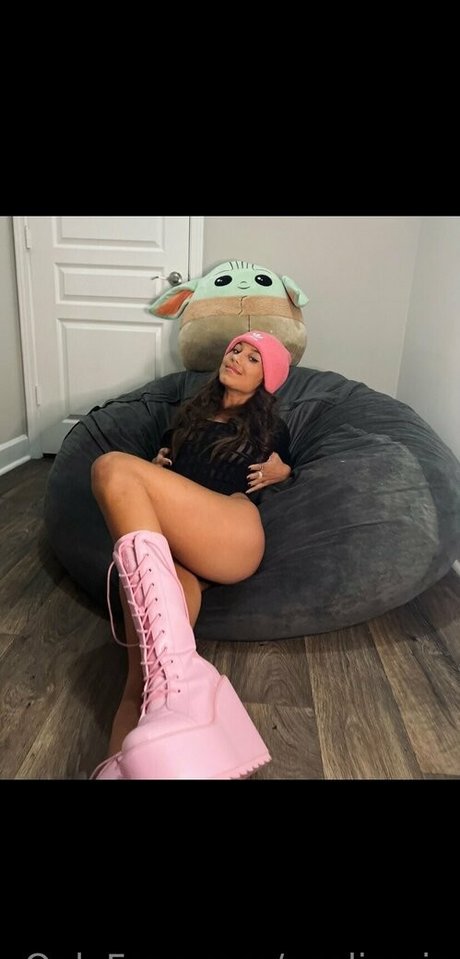 Anslirosie top star picture