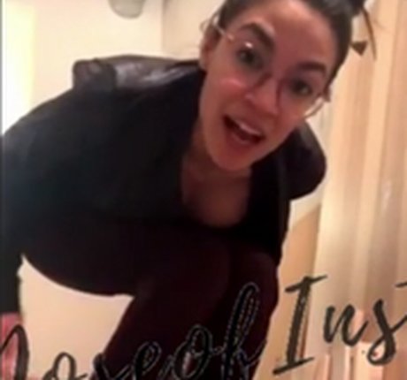 Alexandria Ocasio Cortez nice actress picture