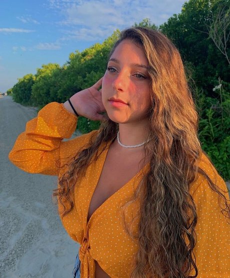 Julia Olivia model free archive