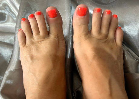 Kayla Kiwi beautiful pornstar gallery