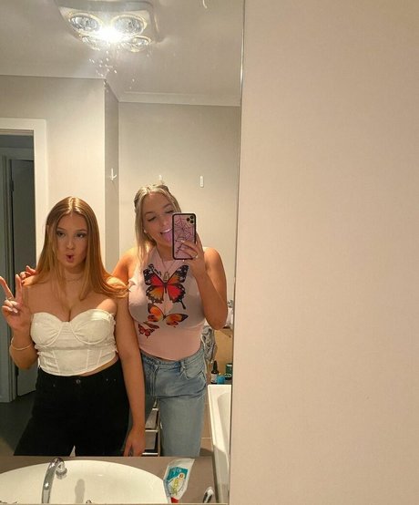 Alanna Pow best actress photos