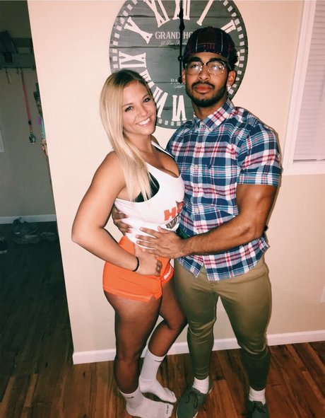 McKenna DeMoe model nude photo