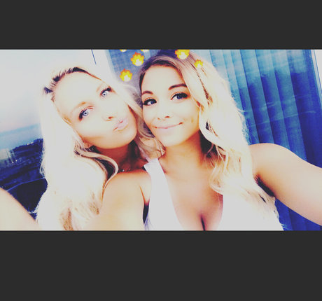 McKenna DeMoe star nudes archive