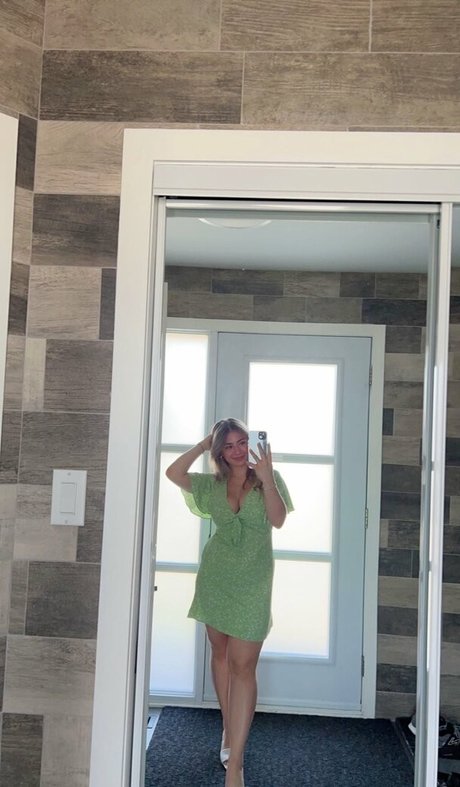 amateur mom onlyfans porn picture