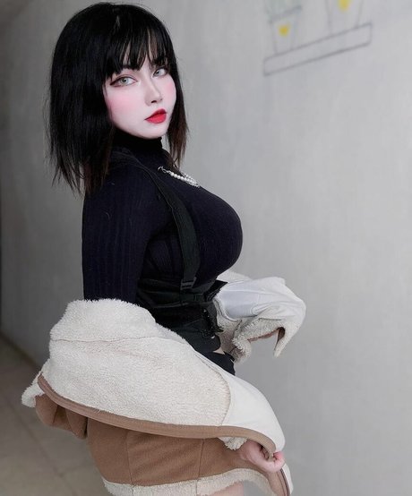 Milliamich free model photo