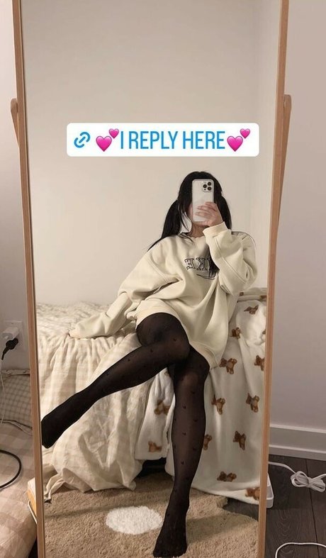 Awwni star adult pics