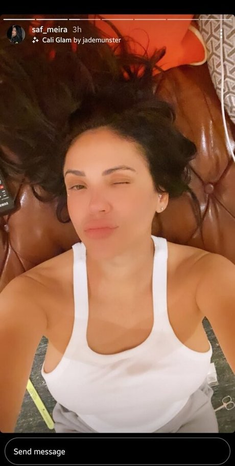 mirror selfie onlyfans beautiful porn archive