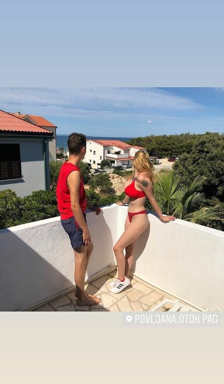 suzizvonar model exclusive archive