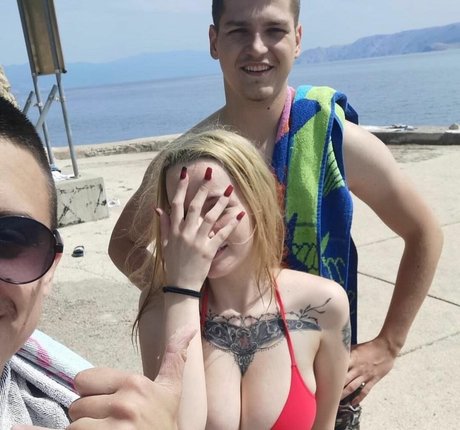 hairy legs onlyfans free photos