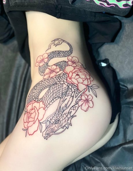 old young lesbian onlyfans hot nude images