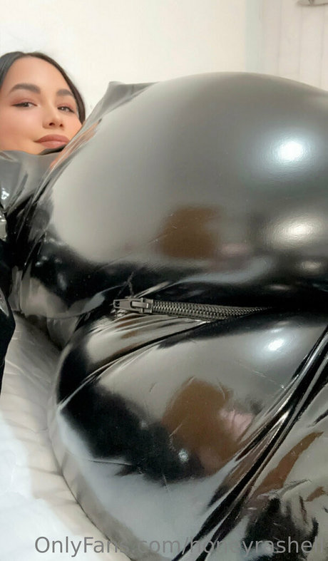 honeyrashell Profile Photo