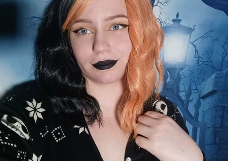 lilithcrossbones nude pornstar picture