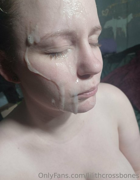 lilithcrossbones nude actress picture