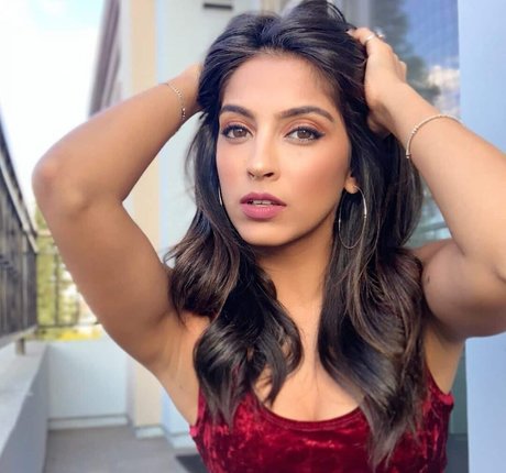 Simmisingh hot pornstar images