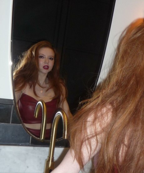 Francesca Capaldi sexy actress photos