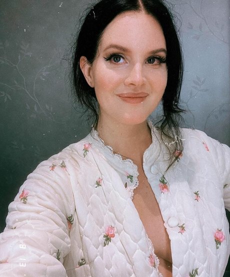 public onlyfans nude pics