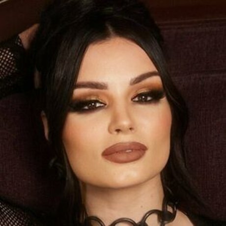 WWE Paige exclusive model image