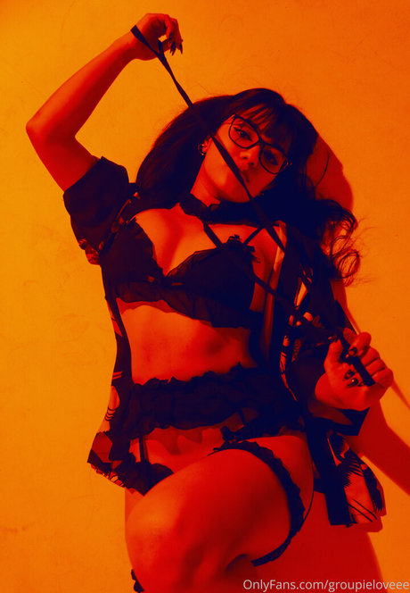 groupielover pretty pornstar pic