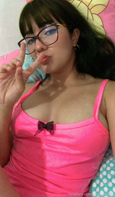 groupielover model nudes image