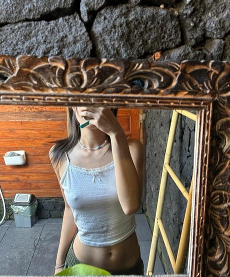 Dadacafe naked pornstar picture