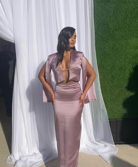 famous midget onlyfans sexy naked photo