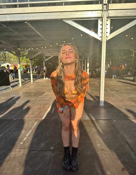 Shannon Langdon star nudes picture