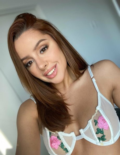 vannabardot2 top pornstar photos