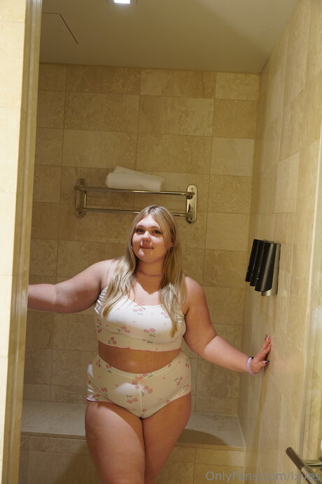 mexican milf onlyfans free sexy images