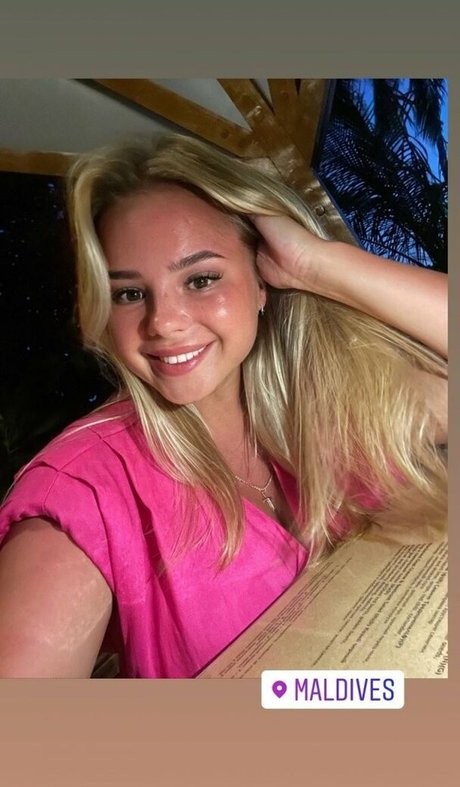 sexy teen onlyfans exclusive pics