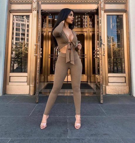 Aneeqa Farid xxx star archive